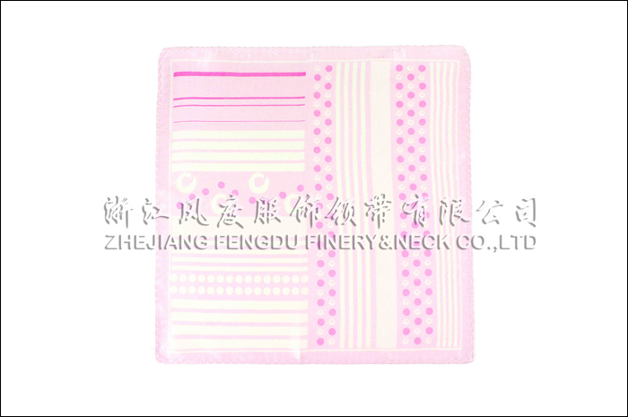 青島國際機場 真絲小方巾 規格：21x21cm